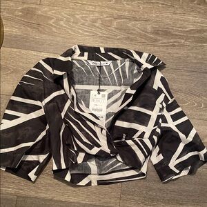 Zara Monochrome Geometric Crop Top Women’s size Small NWT